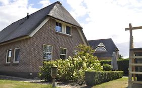 Villa Martensplek Met Sauna
